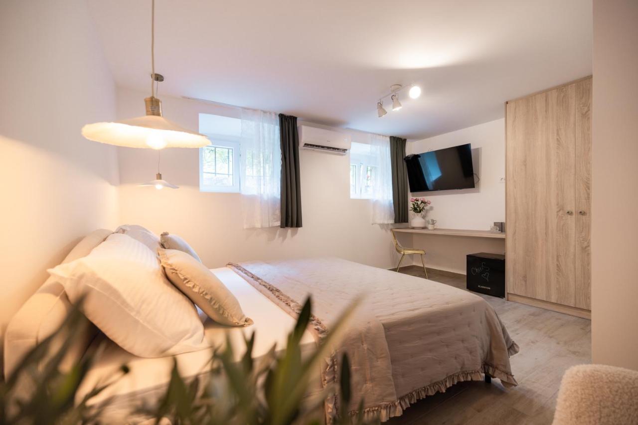 Saint Simeon Room And Apartment Zadar Exterior foto