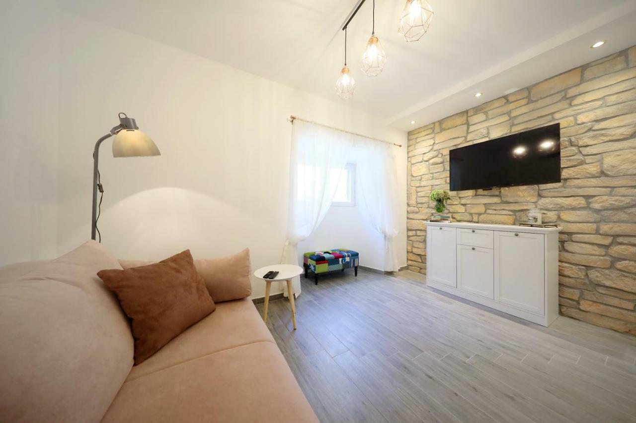 Saint Simeon Room And Apartment Zadar Exterior foto