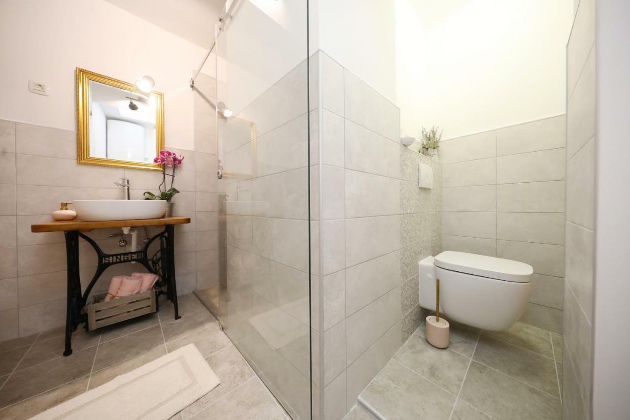 Saint Simeon Room And Apartment Zadar Exterior foto