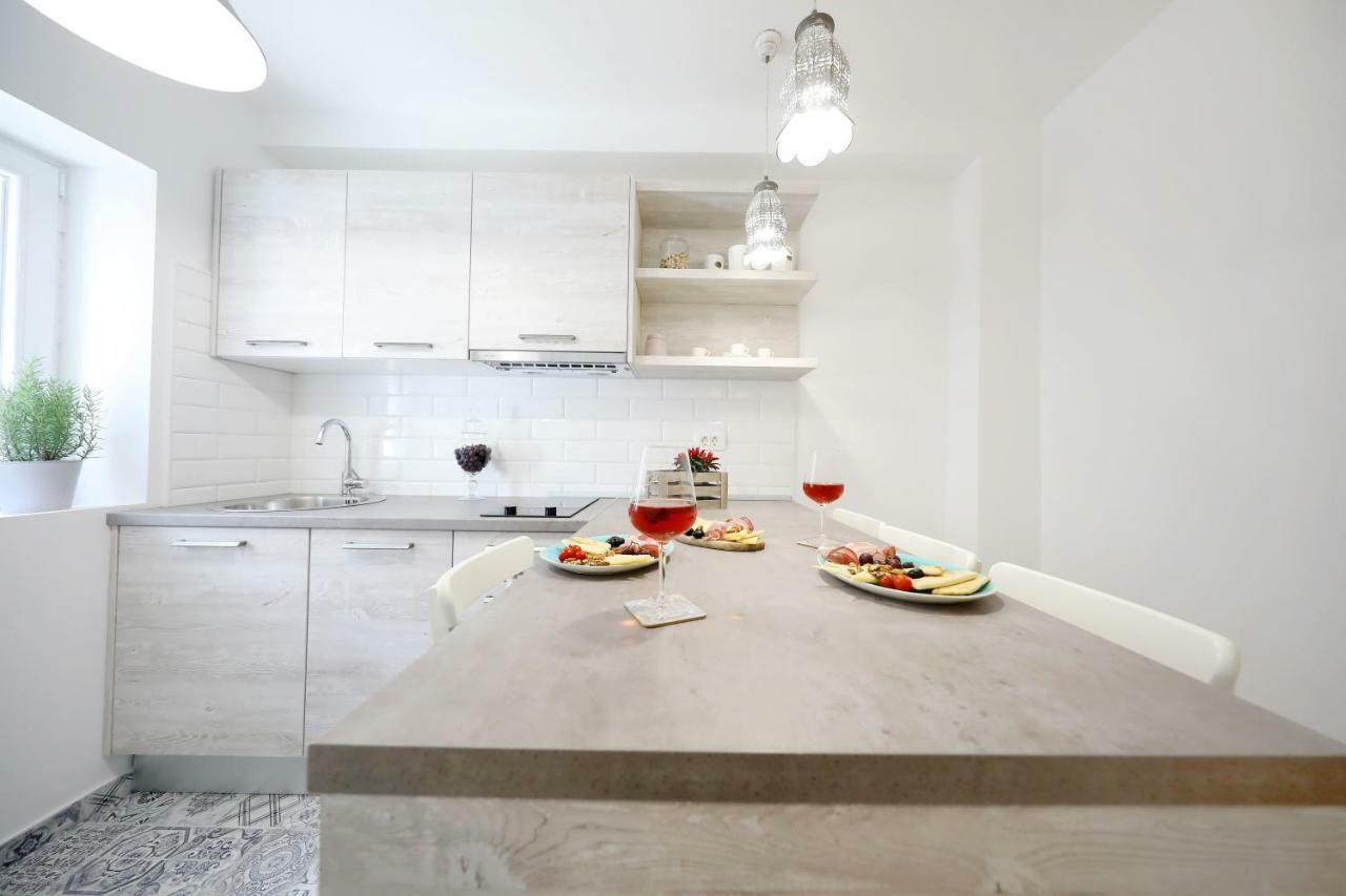 Saint Simeon Room And Apartment Zadar Exterior foto